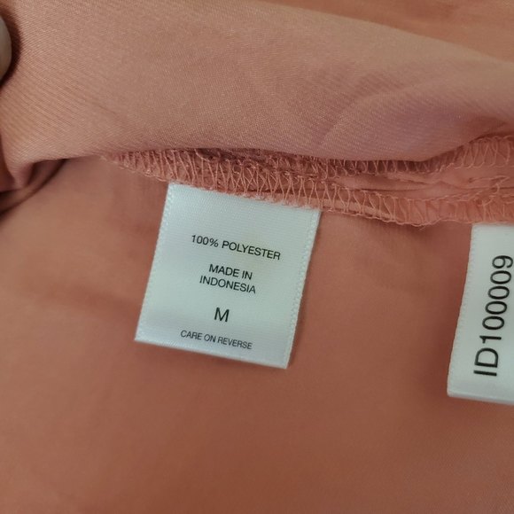 𝅺Ruffled Off-The-Shoulder Top blouse /salmon Pink/ size M - Picture 4 of 7